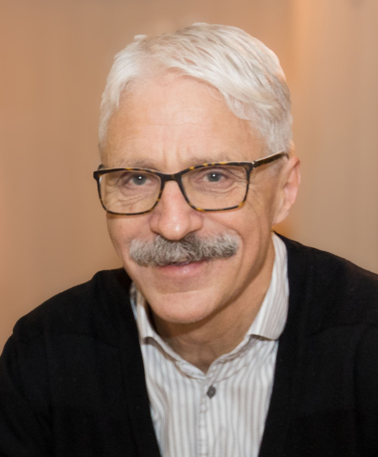 Per Bjørn Lotherington style=